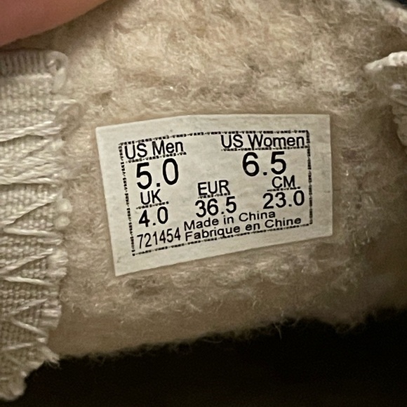 Furry Slip On Vans - Picture 2 of 2